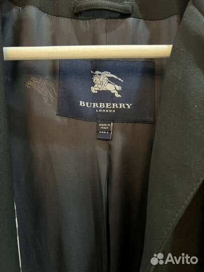 Пальто женское burberry