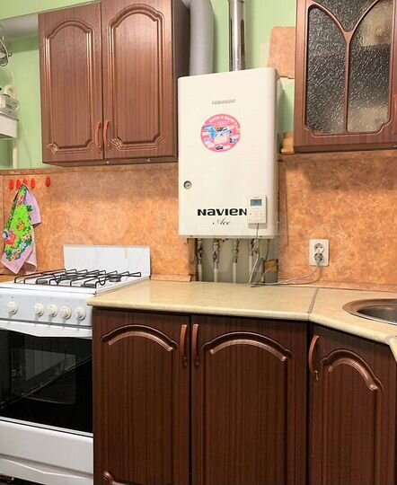 2-к. квартира, 45 м², 1/3 эт.