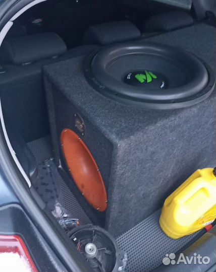 Сабвуфер Machete fight r15