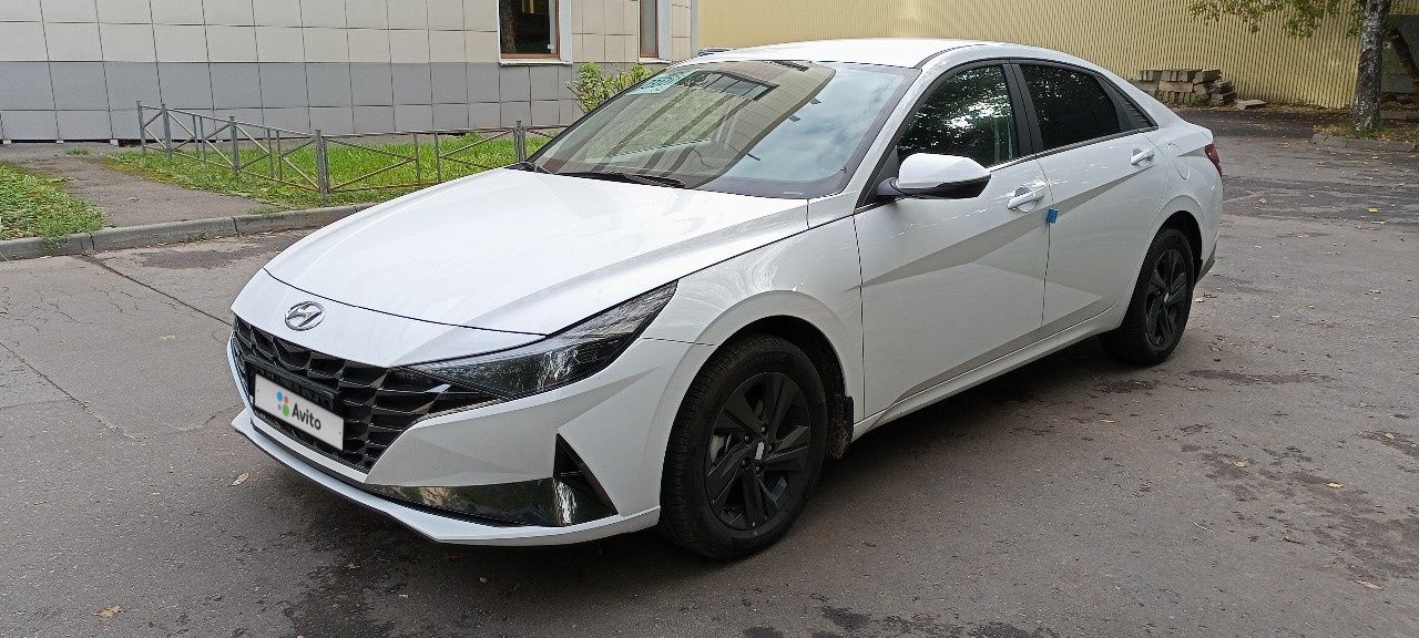 Hyundai Elantra: фото владельца