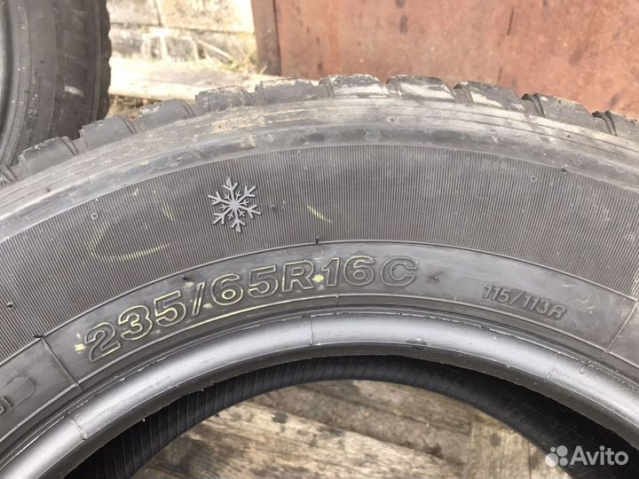 Firestone Vanhawk Winter 235/65 R16C