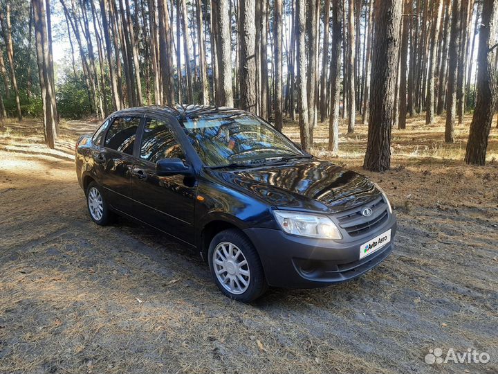 LADA Granta 1.6 AT, 2013, 200 000 км