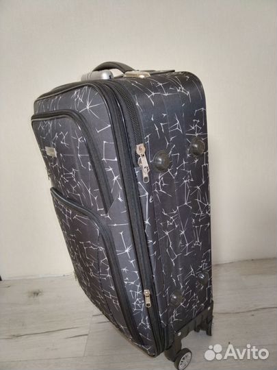 Чемодан на колесах размер L