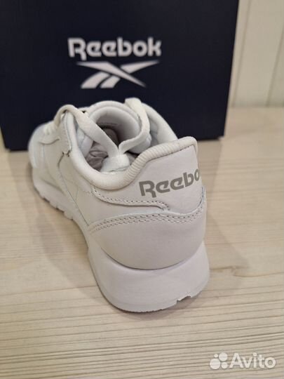 Кроссовки женские Reebok