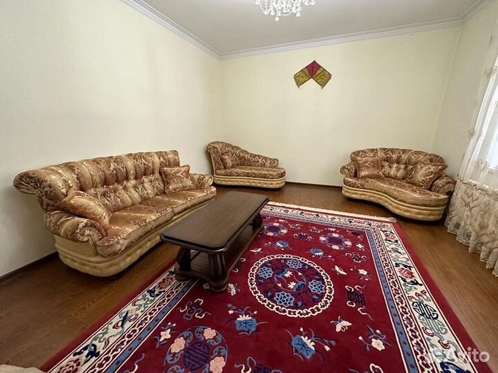 Хол Германский стол Румынский