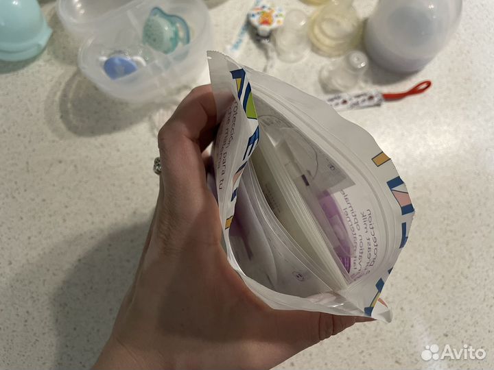 Набор бутылочек Avent + молокоотсос