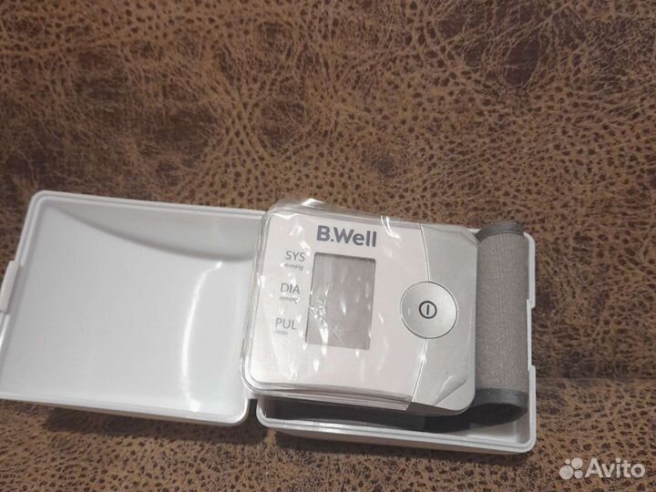 Тонометр на запястье