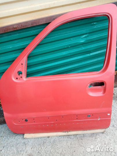 Дверь передняя левая Renault Kangoo K9K704 2004