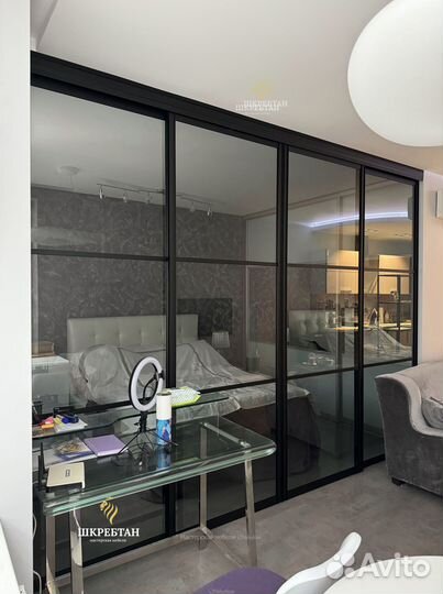 Перегородка стеклянная раздвижная