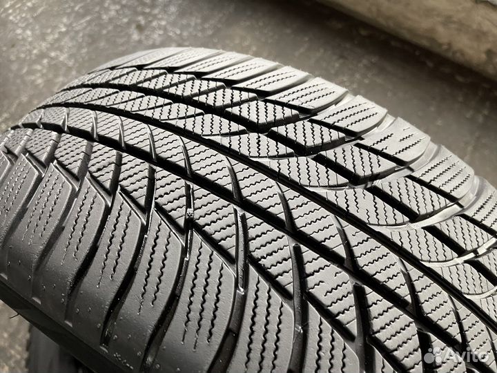 Bridgestone Blizzak LM-001 225/50 R17 94H