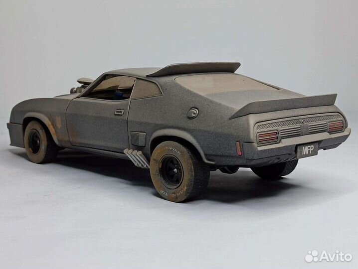Ford Falcon V8 1973 Interceptor Mad Max 1:18