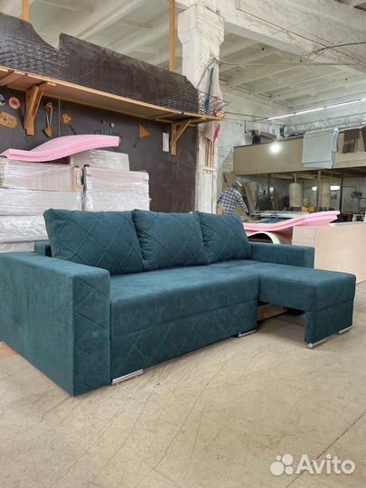 Диван с шагающей оттоманкой от производителя