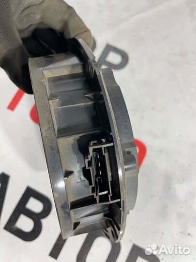 Динамик передний левый Skoda Fabia хетчбек 1.4