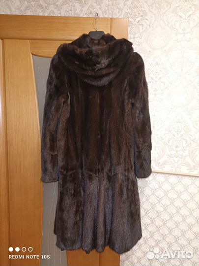 Шуба норковая с капюшоном 46