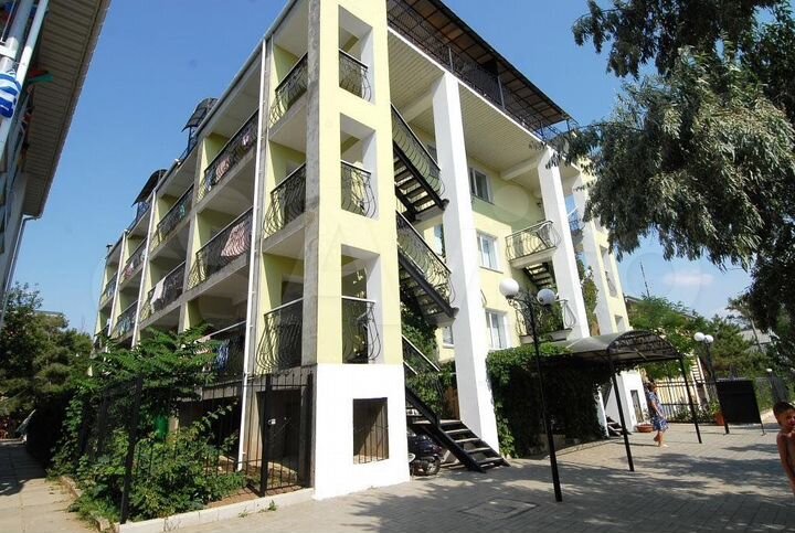 Комната 24 м² в 1-к., 1/4 эт.