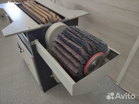 Щеточно-шлифовальный станок DM-S3-3