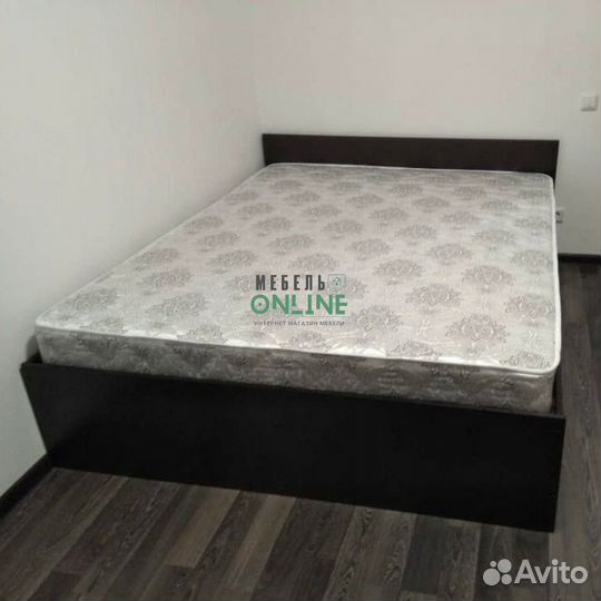 Кровать двуспальная 140х200, новая