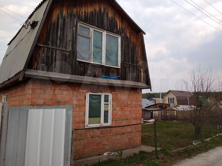 Дача 20 м² на участке 5 сот.