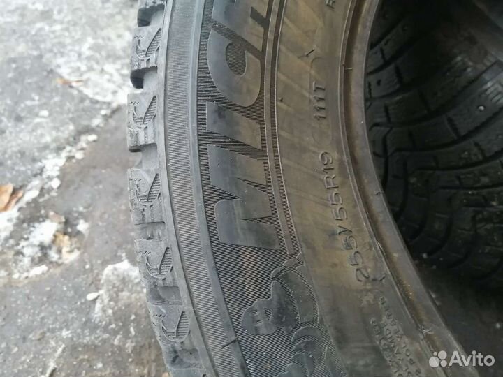 Michelin Latitude X-Ice North 2 + 255/55 R19