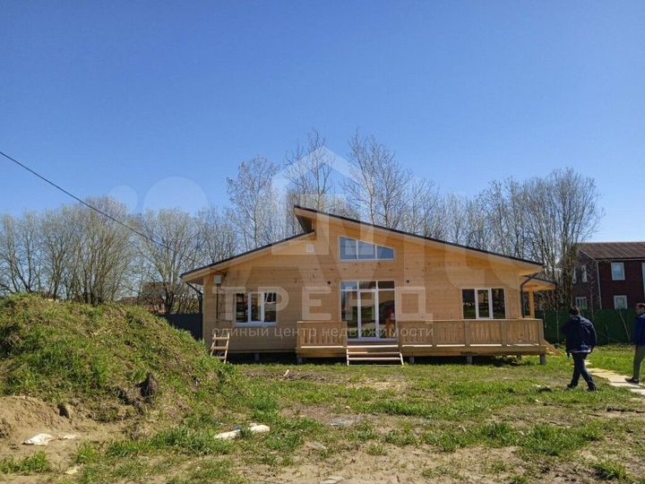 Дом 94 м² на участке 9,9 сот.