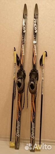 Беговые лыжи Visu с палками и ботинками