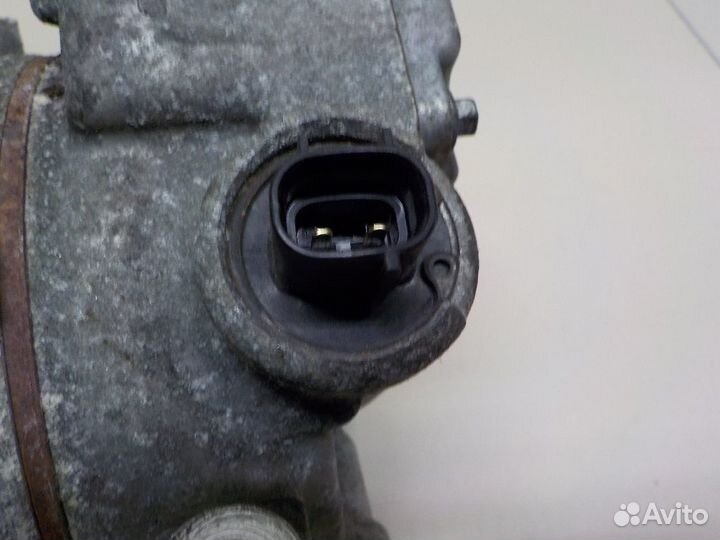 Компрессор кондиционера 2.0 Toyota Rav 4-3 06-13