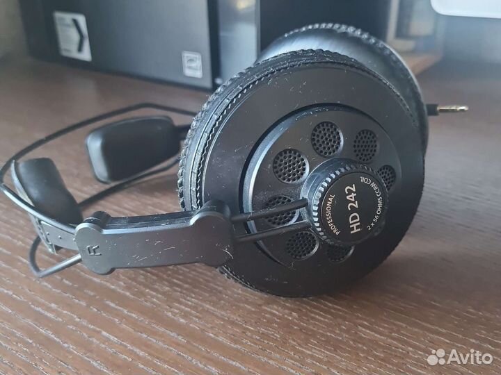 Проводные наушники Axelvox