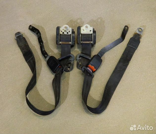 Ремни безопасности передние VW Passat B3