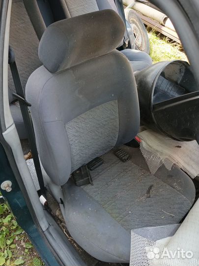 Сиденья на Дэу Эсперо