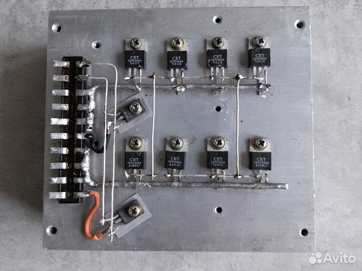 Генератор прямоугольных импульсов силовой