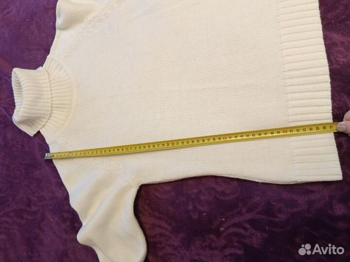 Свитер женский
