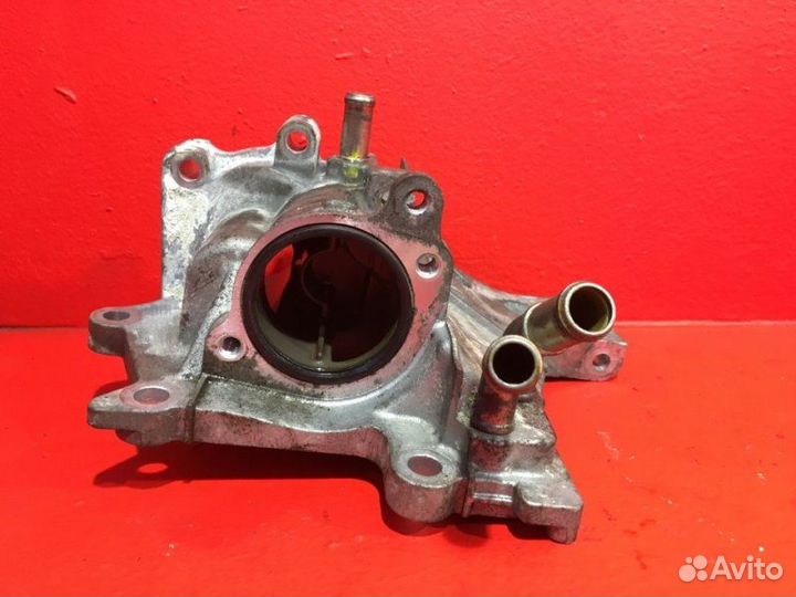 Фланец системы охлаждения Renault Scenic 3 M4R 711