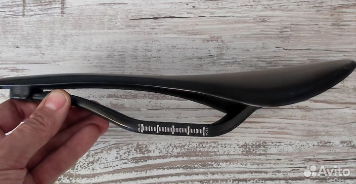 Карбоновое седло