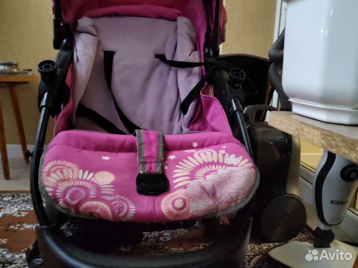 Прогулочная коляска