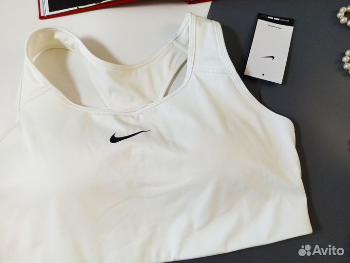 Спортивный топ бра Nike XL