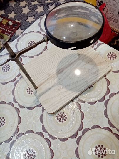 Лампа лупа настольная