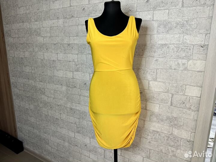 Вечернее платье облегающее 42