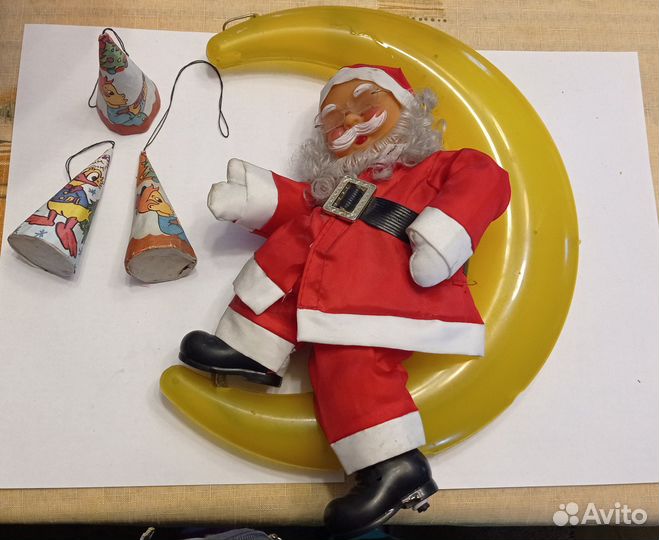 Новогоднее украшение и хлопушки СССР