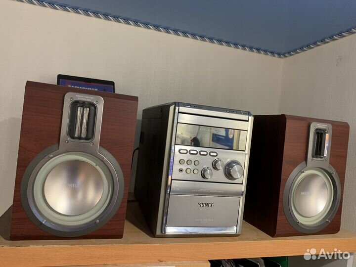 Музыкальный центр philips