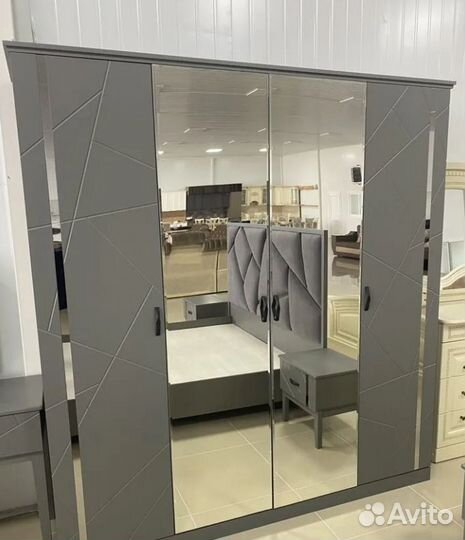 Спальный гарнитур Бристоль