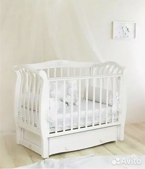 Детская кроватка