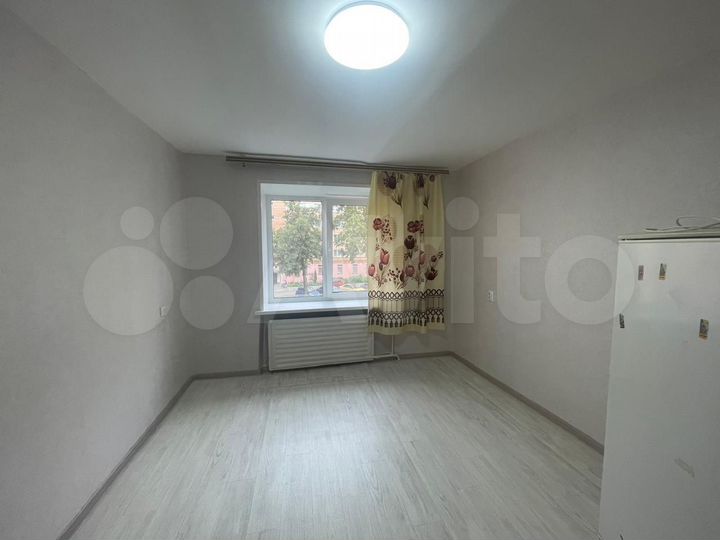 Комната 12,6 м² в 8-к., 3/9 эт.