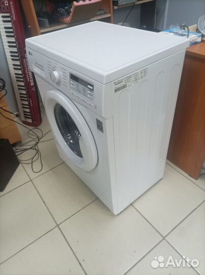 Стиральная машина lg 6 кг как новая
