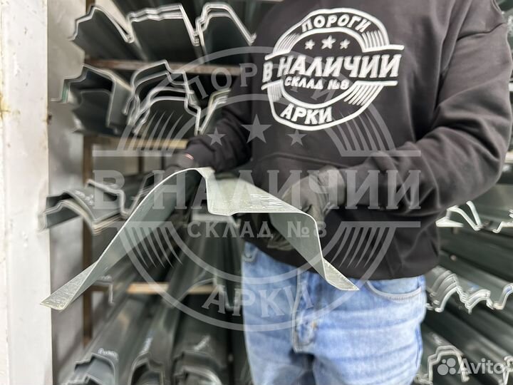 Правый порог Infiniti FX S51