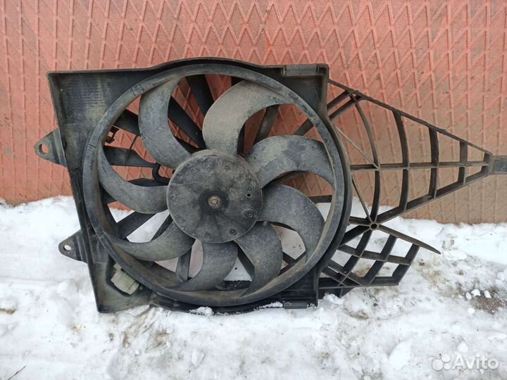 Вентилятор охлаждения Fiat Linea/Фиат Линеа