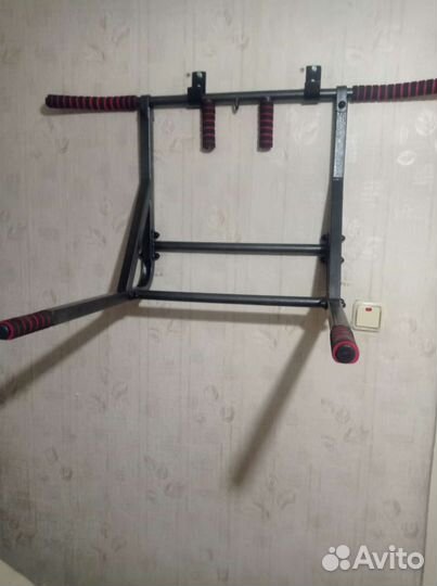 Турник настенный 3 в 1 бу