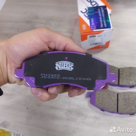 Колодки тормозные передние Chrysler Sebring, ASX