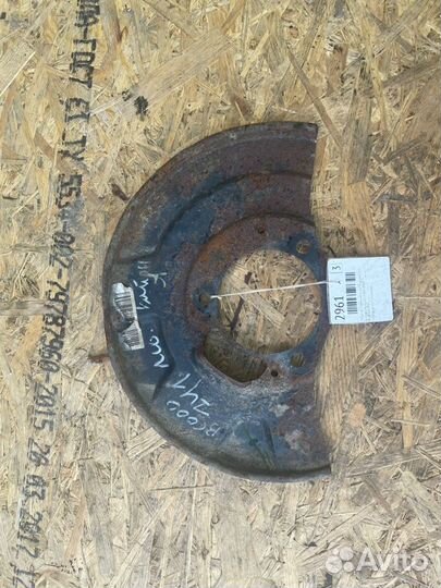 Пыльник тормозного диска передний левый Ssangyong