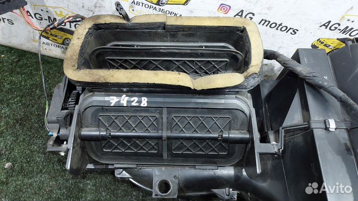 Корпус отопителя с радиатором в сборе Polo 5