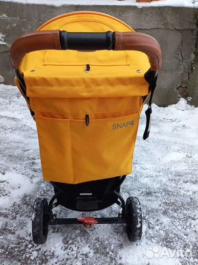 Продам прогулочную коляску танк)